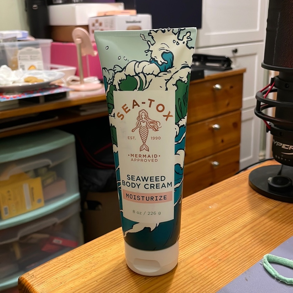 Bath & Body Works Sea-Tox Seaweed Body Cream